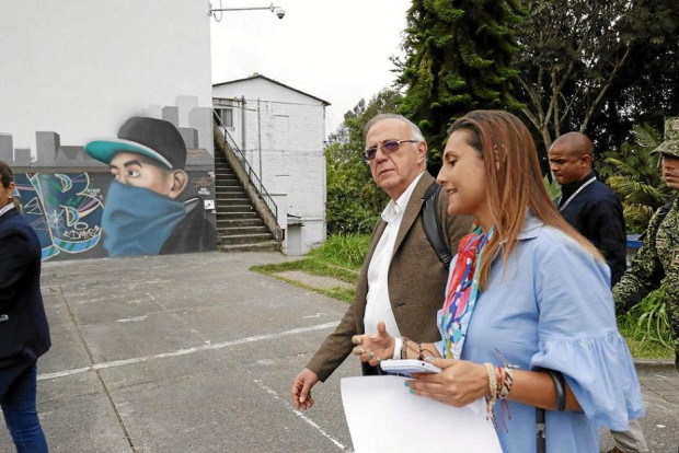 Diálogos vinculantes en Caldas Diálogos vinculantes en Caldas
