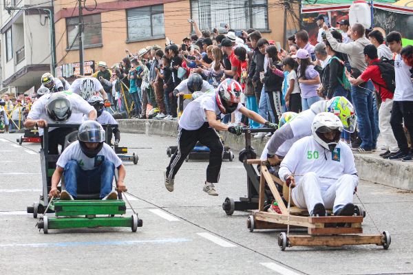El manizaleño Iván Camilo Montes logró el primer puesto en la categoría trineo de asfalto. El manizaleño Iván Camilo Montes logró el primer puesto en la categoría trineo de asfalto.