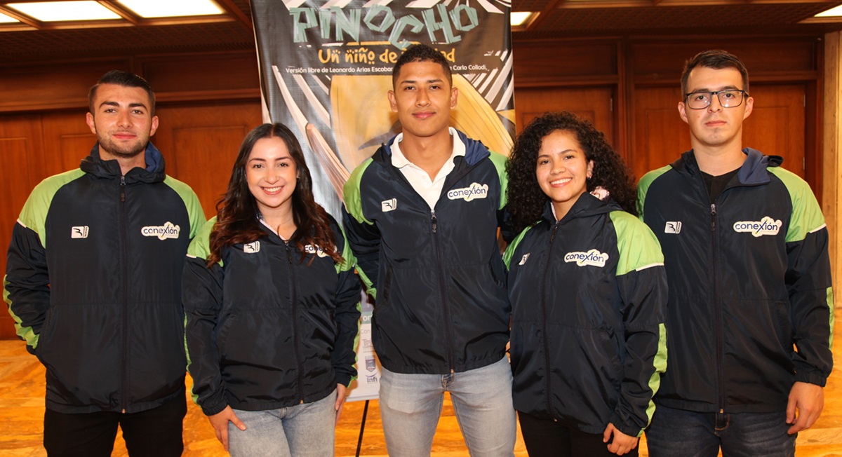 David Henao, Laura García, Andrés Rivera, Manuela Salazar y Daniel Gómez. David Henao, Laura García, Andrés Rivera, Manuela Salazar y Daniel Gómez.