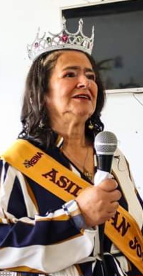 Miriam Restrepo reina del asilo de ancianos de Pácora.