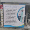 Este es el cartel colgado en la institución. Cuentan testigos que lo mandaron a retirar desde la Gerencia del Hospital Santa Sofía, en menos de una hora.