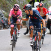 Esta foto emblemática es del 2021 en el Giro de Italia. Egan Bernal tuvo un día malo y fue ayudado por su entonces compañero Daniel Felipe Martínez. Ese día Egan escribió en su cuenta de Instagram: "Cuenta la leyenda que uno siempre tiene un día malo en un Gran Tour. Espero este haya sido el mío. Gracias @danielfelipemartinezp por ser hoy mi ángel de la guardia". En esa edición el de Zipaquirá fue campeón.