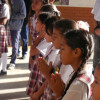 En el colegio rural Eduardo Gómez Arrubla, de Chinchiná, sus estudiantes iniciaron con optimismo este segundo semestre académico. Rezaron antes de empezar las clases.