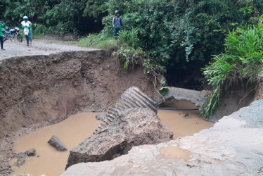 Reportan pérdida de la banca en vías de Aguadas y Samaná 