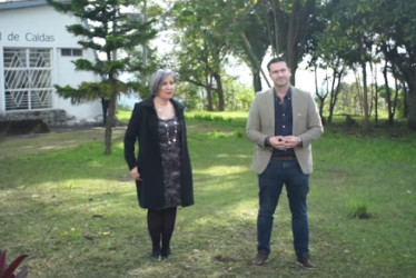 Luisa Fernanda Giraldo Zuluaga, rectora (e) de la Universidad de Caldas, y Alejandro Arango Castro, gerente de Infimanizales.
