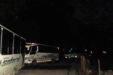 Ciudadanos de Pácora se quejaron en redes sociales porque empresas de transporte vendieron tiquetes desde Manizales hacia el norte de Caldas pese a que en algunos puntos la vía estaba cerrada.