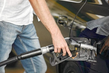 En Manizales, la gasolina llegó a los $13.357.