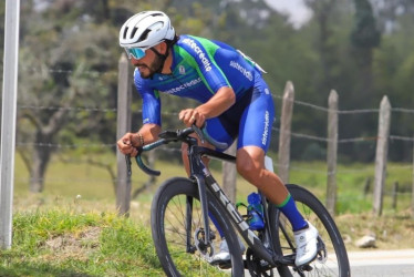 Juan Diego Hoyos, ciclista riosuceño.