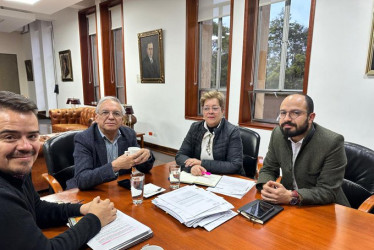 El Gobierno anunció este viernes que les pagará la bonificación del 50% del salario de marzo a empleados del Ministerio del Trabajo, quienes están en huelga. 