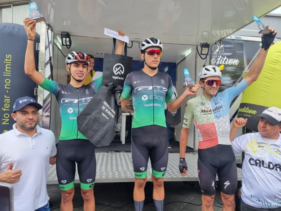 Diana Peñuela y Alejandro Osorio triunfaron en el circuito de ciclismo de la Feria