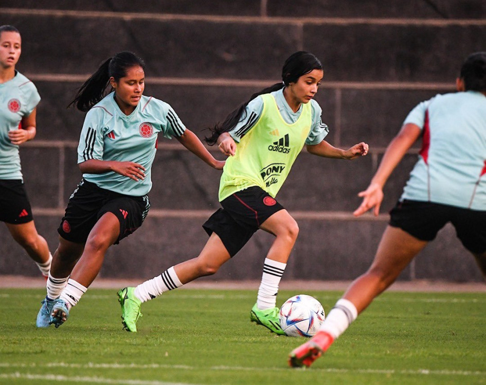 El fútbol femenino colombiano, un caso de éxito a pesar de la falta de apoyo El fútbol femenino colombiano, un caso de éxito a pesar de la falta de apoyo
