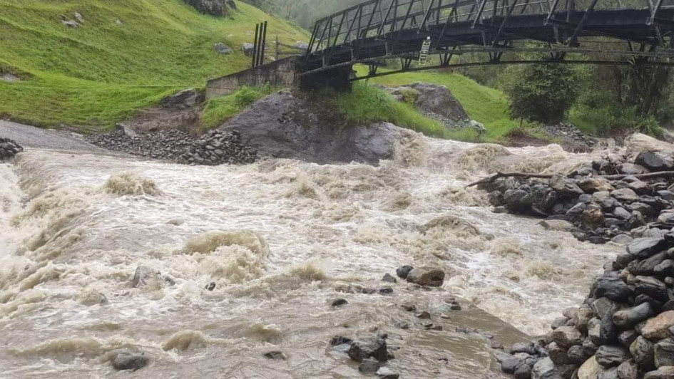 Cuerpo de Bomberos Voluntarios de Pensilvania indicó que se evidenció aumento en el caudal del río Pensilvania. Cuerpo de Bomberos Voluntarios de Pensilvania indicó que se evidenció aumento en el caudal del río Pensilvania.