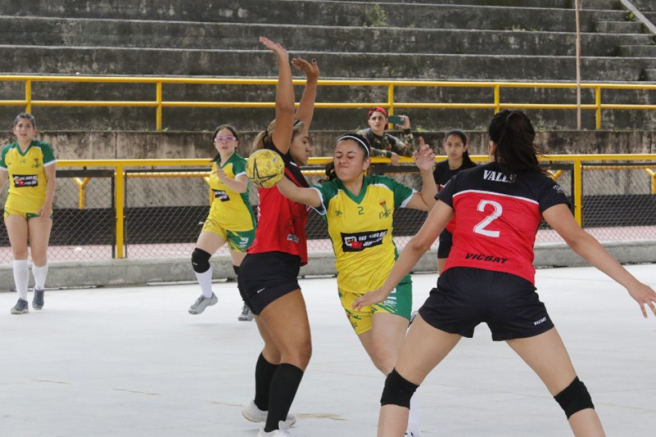 El balonmano empezó su camino hacia los Juegos Nacionales. El pasado fin de semana hubo Prejuegos Nacionales en Manizales. El balonmano empezó su camino hacia los Juegos Nacionales. El pasado fin de semana hubo Prejuegos Nacionales en Manizales.