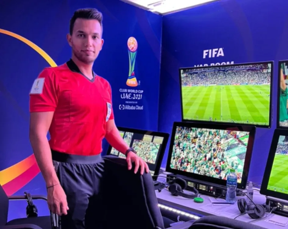 Nicolás Gallo Barragán, la cuota colombiana en el Mundial 2022. Nicolás Gallo Barragán, la cuota colombiana en el Mundial 2022.