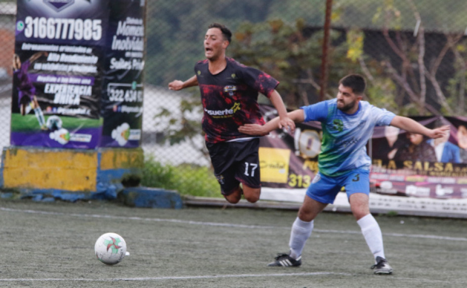 Cantera Caldense goleó 3-0 Formadores Materiales Caldas Conexión y le complicó su permanencia en la competencia. Cantera Caldense goleó 3-0 Formadores Materiales Caldas Conexión y le complicó su permanencia en la competencia.