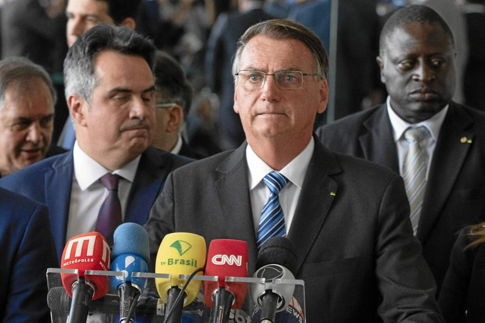 Foto | EFE | LA PATRIA Jair Bolsonaro al fin se pronuncia y dice que "seguirá fiel a la Constitución". Foto | EFE | LA PATRIA Jair Bolsonaro al fin se pronuncia y dice que "seguirá fiel a la Constitución".