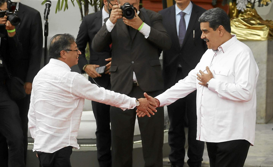 Nicolás Maduro recibió a Gustavo Petro en el Palacio de Miraflores. Nicolás Maduro recibió a Gustavo Petro en el Palacio de Miraflores.