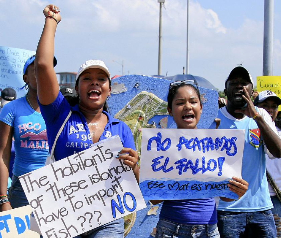 Foto | EFE | LA PATRIA Sanandresanos rechazan el fallo de la Corte Internacional de Justicia (CIJ) que redefinió las fronteras marítimas entre Colombia y Nicaragua. Foto | EFE | LA PATRIA Sanandresanos rechazan el fallo de la Corte Internacional de Justicia (CIJ) que redefinió las fronteras marítimas entre Colombia y Nicaragua.