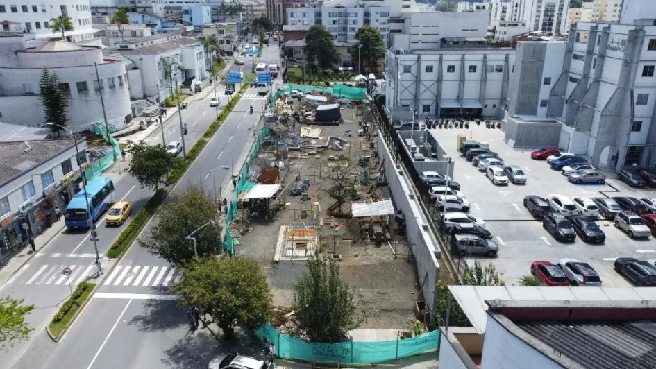 Las obras del Bulevar de la 48. Las obras del Bulevar de la 48.