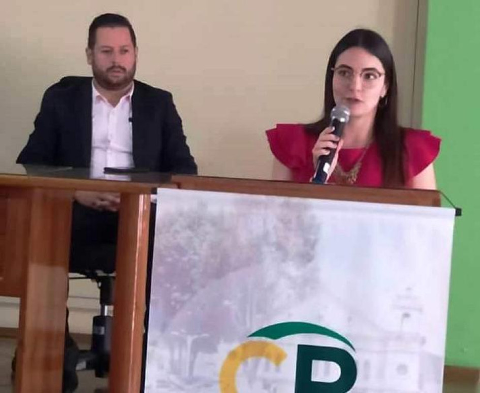 La abogada Nataly Nieto Pérez renunció a la Personería de Pácora ante el Concejo municipal. La abogada Nataly Nieto Pérez renunció a la Personería de Pácora ante el Concejo municipal.