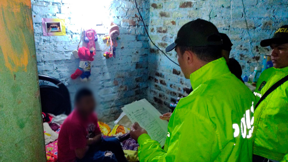 Aunque no se incautó droga, las pruebas contra los hombres fueron suficientes para que aceptaran cargos. Aunque no se incautó droga, las pruebas contra los hombres fueron suficientes para que aceptaran cargos.