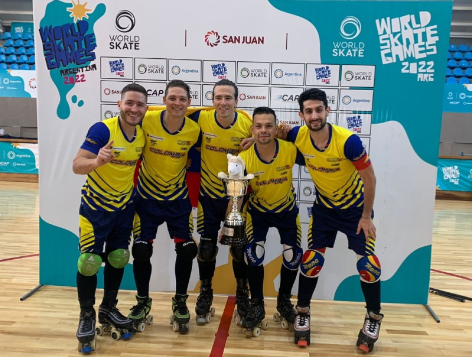 Los cinco caldenses que integraron el equipo nacional de hockey patín, campeón en Argentina. Los cinco caldenses que integraron el equipo nacional.
