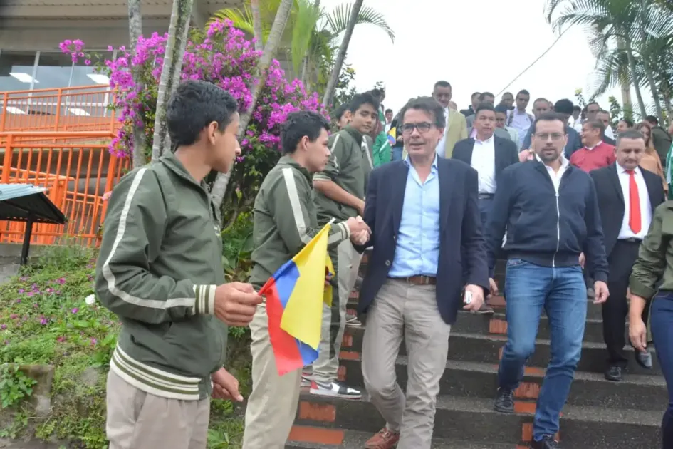 Mineducación inaugura obras en el colegio Jaime Duque de Villamaría Mineducación inaugura obras en el colegio Jaime Duque de Villamaría
