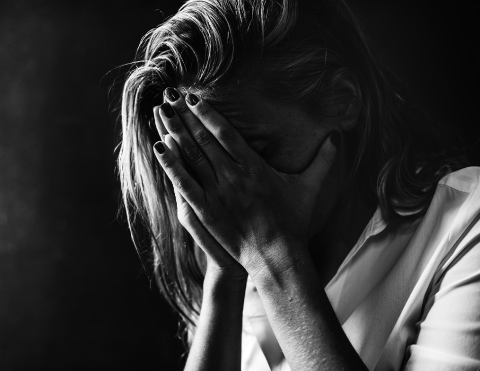 De acuerdo con la afectada, el sujeto la insultó y fingió que solo iba a orinar cuando vio la respuesta de ella. De acuerdo con la afectada, el sujeto la insultó y fingió que solo iba a orinar cuando vio la respuesta de ella.