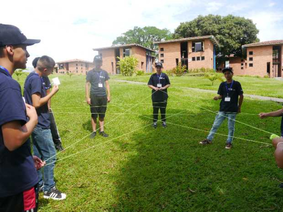 Hasta mañana unos 300 alumnos participan en las jornadas pedagógicas del idioma extranjero, en los centros recreacionales Santágueda, de Palestina, y Bosque, de Pensilvania. Hasta mañana unos 300 alumnos participan en las jornadas pedagógicas del idioma extranjero, en los centros recreacionales Santágueda, de Palestina, y Bosque, de Pensilvania.