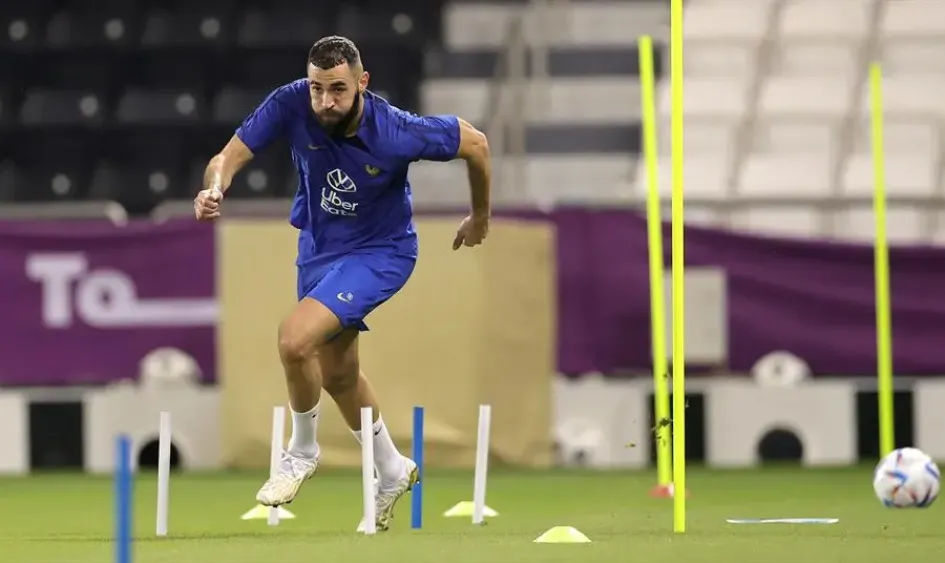 Benzema deja el Mundial de Catar sin su Balón de Oro Benzema deja el Mundial de Catar sin su Balón de Oro