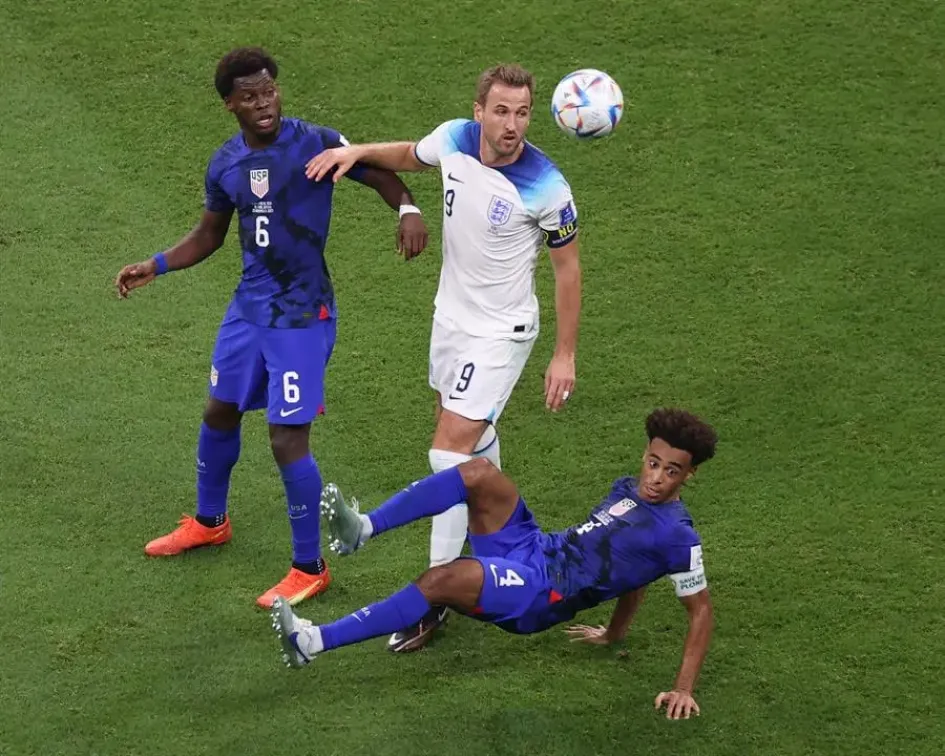 Estados Unidos exhibe las costuras inglesas con empate 0-0 Estados Unidos exhibe las costuras inglesas con empate 0-0