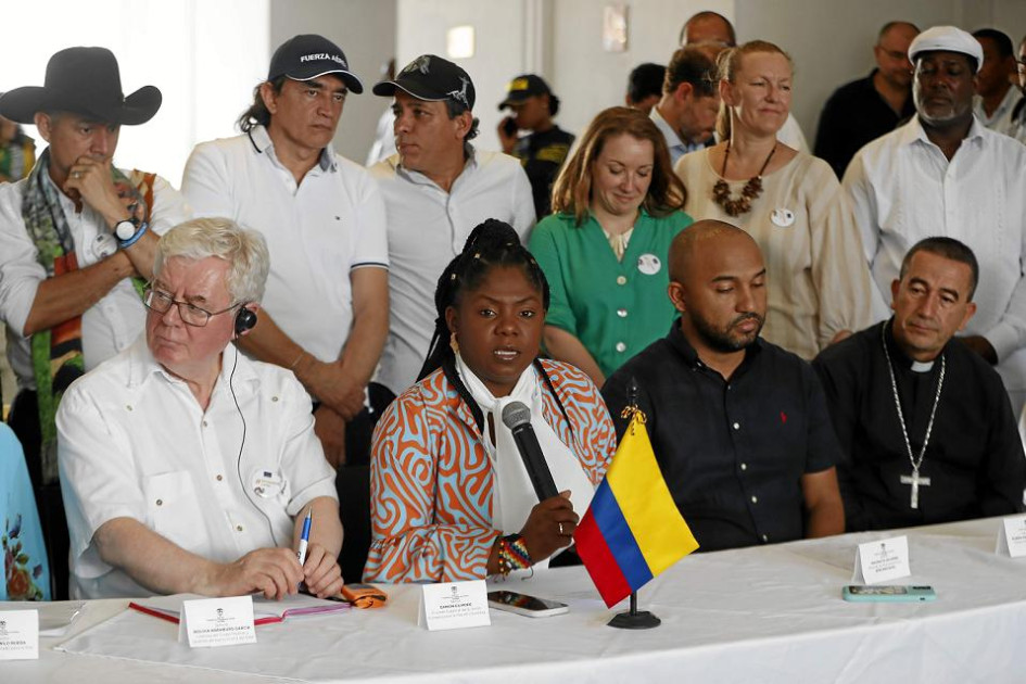 La vicepresidenta, Francia Márquez, resalta la tregua entre las dos bandas más grandes de Buenaventura. La vicepresidenta, Francia Márquez, resalta la tregua entre las dos bandas más grandes de Buenaventura.