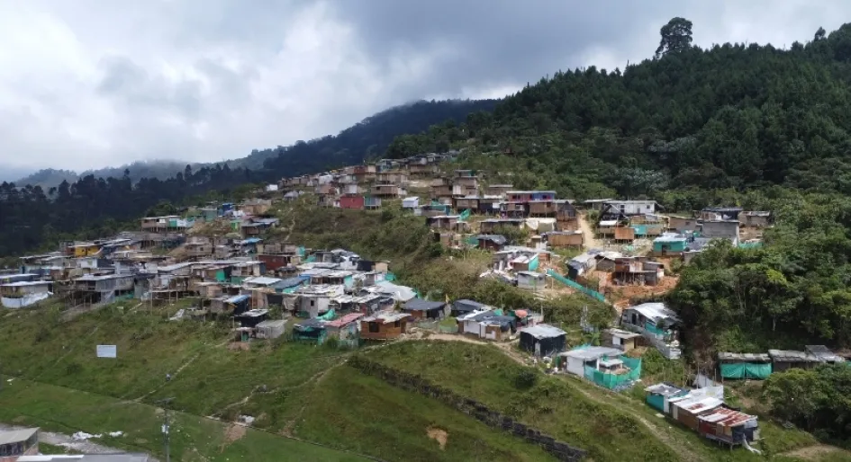 Así ha crecido la invasión Mirador Altos de Samaria, como la llaman los ocupantes. invasión Altos de Samaria