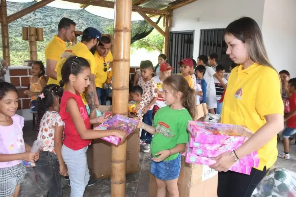 Que ningún niño se quede sin un detalle, es la consigna en Anserma. Que ningún niño se quede sin un detalle, es la consigna.