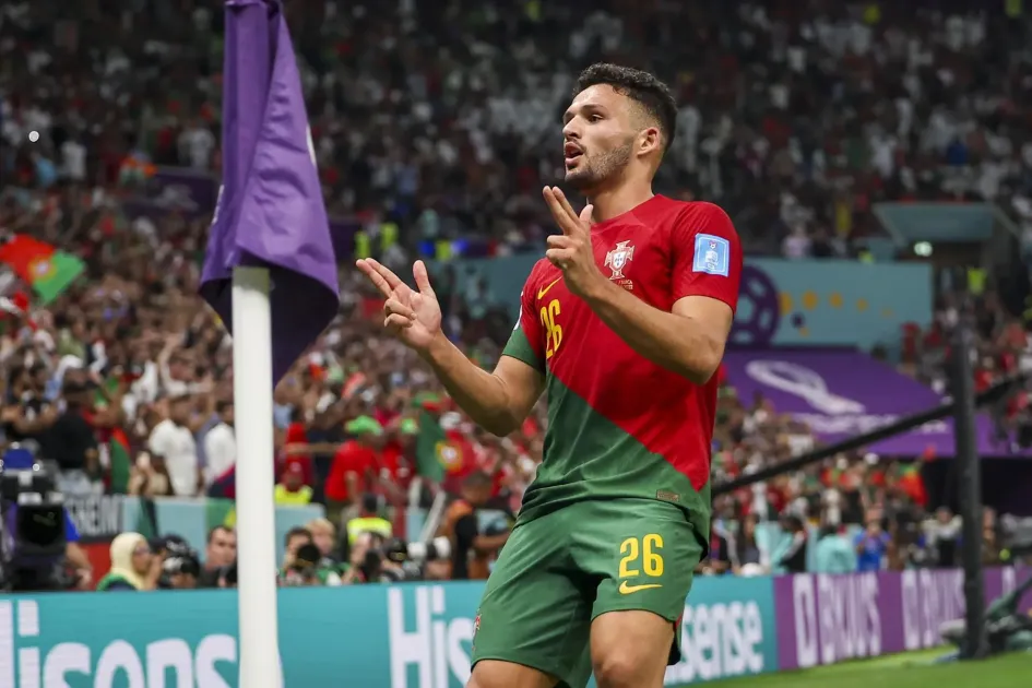 Goncalo Ramos de Portugal celebra después de anotar durante el partido de fútbol de octavos de final de la Copa Mundial de la FIFA 2022 entre Portugal y Suiza en el Estadio Lusail en Lusail, Catar. Goncalo Ramos de Portugal celebra después de anotar durante el partido de fútbol de octavos de final de la Copa Mundial de la FIFA 2022 entre Portugal y Suiza en el Estadio Lusail en Lusail, Qatar