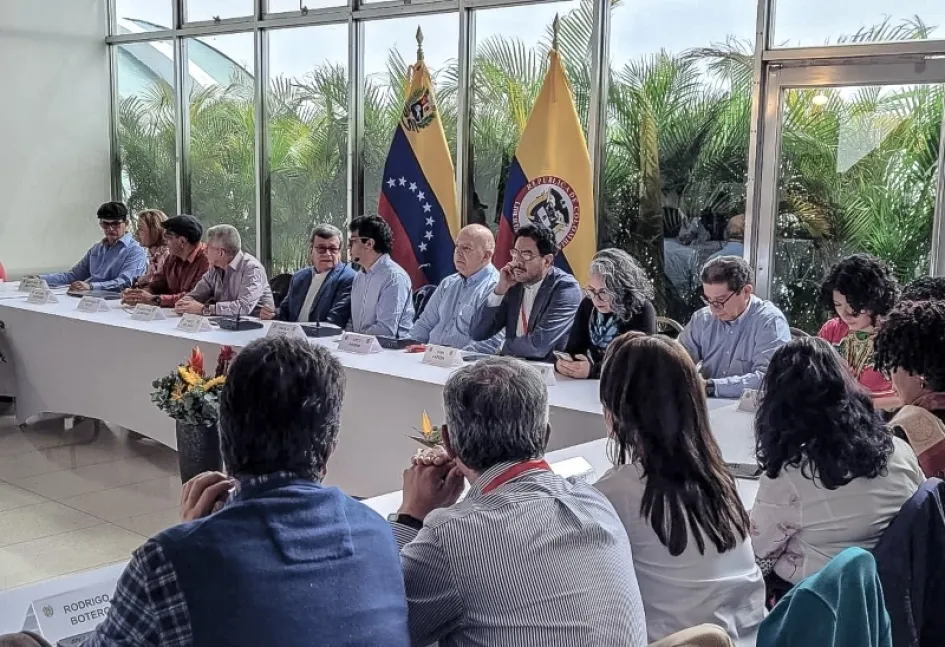Mesa de conversaciones entre el Gobierno Nacional y el Eln en Caracas (Venezuela). Mesa de conversaciones entre el Gobierno Nacional y el Eln en Caracas (Venezuela).