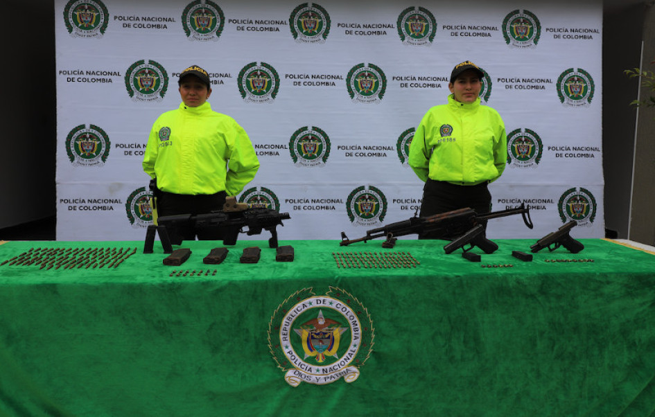 Las armas se habrían usado para cometer actos sicariales y para intimidar en el oriente caldense. Las armas se habrían usado para cometer actos sicariales y para intimidar en el oriente caldense.