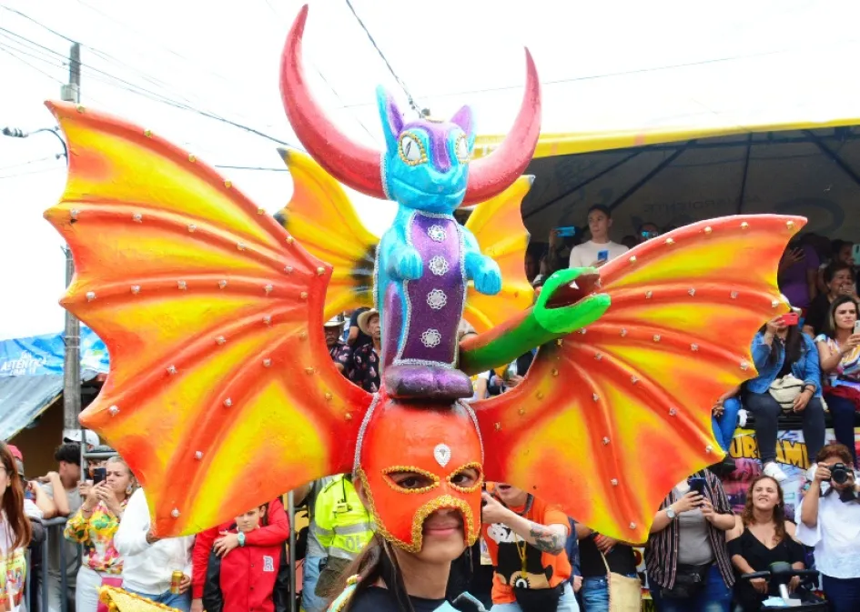 Los riosuceños se animaron a caracterizarse durante los seis días del Carnaval de Riosucio. Los rostros del Carnaval de Riosucio
