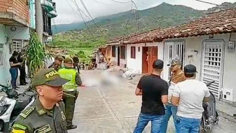 Foto | @StephBatesPress | LA PATRIA El Instituto de Estudios para el Desarrollo y la Paz (Indepaz) reportó que la masacre de La Unión es la quinta cometida en lo que va corrido del año en Colombia. Foto | @StephBatesPress | LA PATRIA El Instituto de Estudios para el Desarrollo y la Paz (Indepaz) reportó que la masacre de La Unión es la quinta cometida en lo que va corrido del año en Colombia.