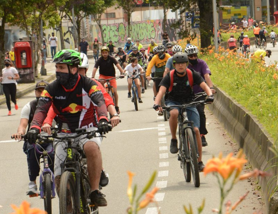 Ciclovía en Manizales Ciclovía en Manizales