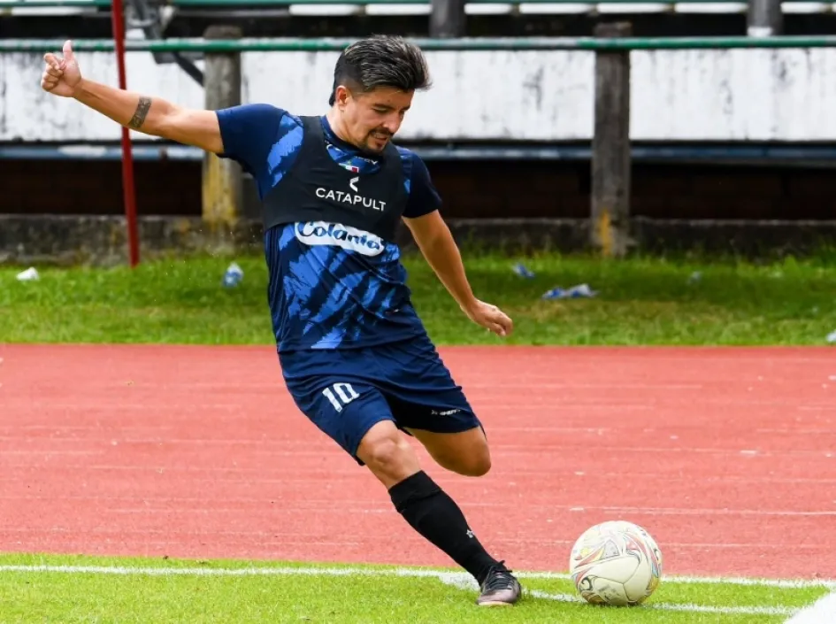 Sherman Cárdena, refuerzo para esta temporada, se pone a punto para debutar con el Once Caldas. Sherman Cárdena, refuerzo para esta temporada, se pone a punto para debutar con el Once Caldas.