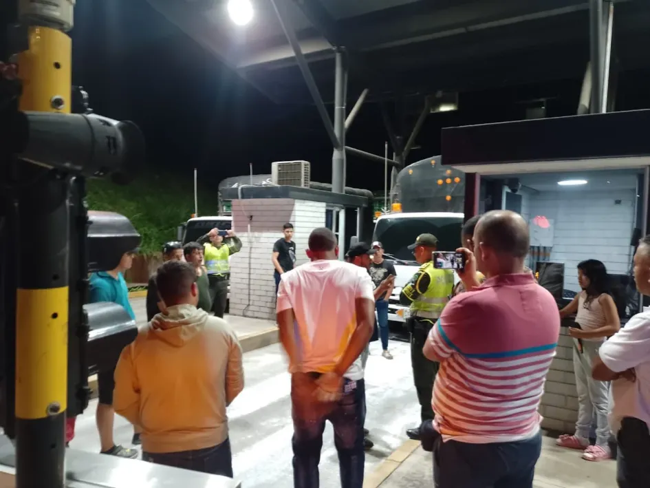 Pacífico Tres congela tarifa en cuatro peajes tras bloqueo anoche en Irra Pacífico Tres congela tarifa en cuatro peajes tras bloqueo anoche en Irra