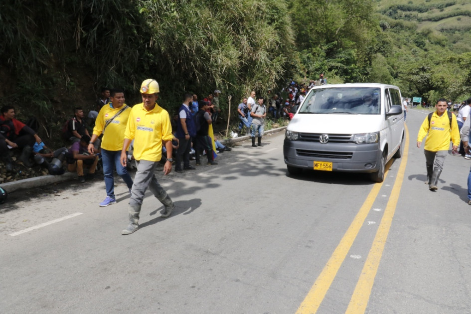 Para llegar a Marmato existen dos rutas: por Pacífico 3 (que estará cerrada en la noche del jueves para el viernes) y desde Supía, aunque esta es una vía secundaria. Para llegar a Marmato existen dos rutas: por Pacífico 3 (que estará cerrada en la noche del jueves para el viernes) y desde Supía, aunque esta es una vía secundaria.