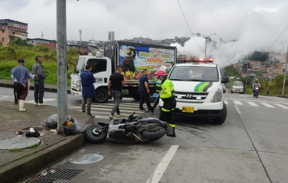 En esta esquina ocurrió el accidente. En esta esquina ocurrió el accidente.