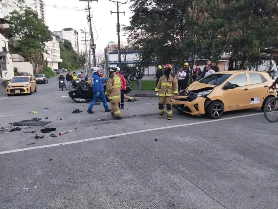 El accidente ocurrió en la Avenida Kevin Ángel. El accidente ocurrió en la Avenida Kevin Ángel.