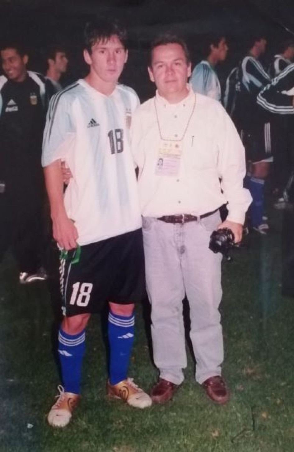 Lionel Messi con Martín Alonso Henao. Lionel Messi con Martín Alonso Henao.