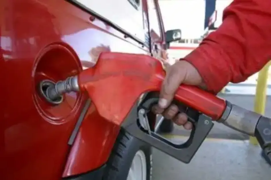 $250, el aumento del precio de la gasolina en febrero $250, el aumento del precio de la gasolina en febrero