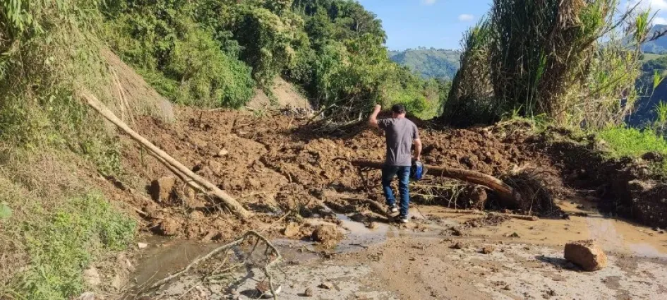 Vías del norte de Caldas siguen afectadas por las lluvias