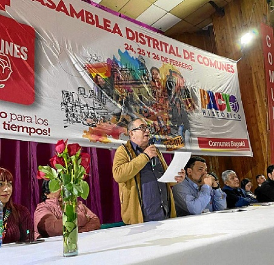 Foto | @TimoComunes | LA PATRIA Rodrigo Londoño (en la foto) junto a Julián Gallo, Pablo Catatumbo, Pastor Alape, Milton de Jesús Toncel, Rodrigo Granda y Jaime Alberto Parra, aseguran que han iniciado un "proceso de esclarecimiento y reconocimiento de los hechos", pero reconocen que sus "aportes (de verdad) no han sido satisfactorios". Foto | @TimoComunes | LA PATRIA Rodrigo Londoño (en la foto) junto a Julián Gallo, Pablo Catatumbo, Pastor Alape, Milton de Jesús Toncel, Rodrigo Granda y Jaime Alberto Parra, aseguran que han iniciado un "proceso de esclarecimiento y reconocimiento de los hechos", pero reconocen que sus "aportes (de verdad) no han sido satisfactorios".