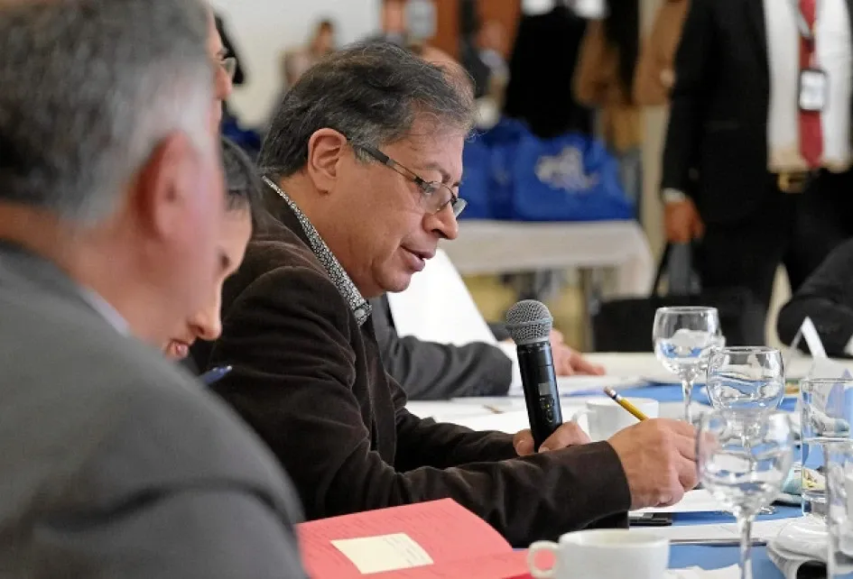Gustavo Petro envía un mensaje al país con su primeros cambios en el gabinete ministerial.